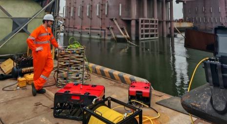 Hull Inspection Operation by Smart8TMax Underwater Robot